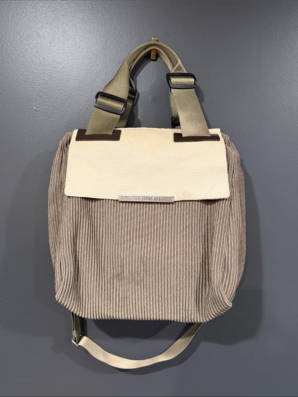 GGL George Gina Lucy Bag Shoulder Strap Multi Pocket Cross Body Utility